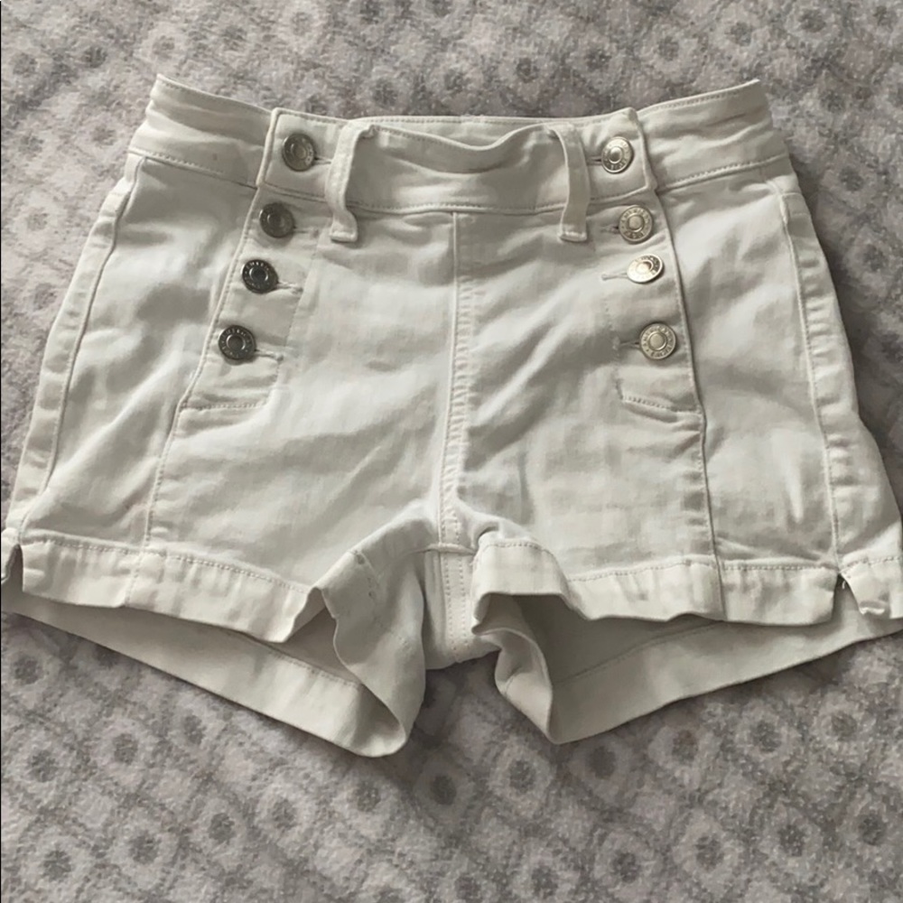 white american eagle shorts
